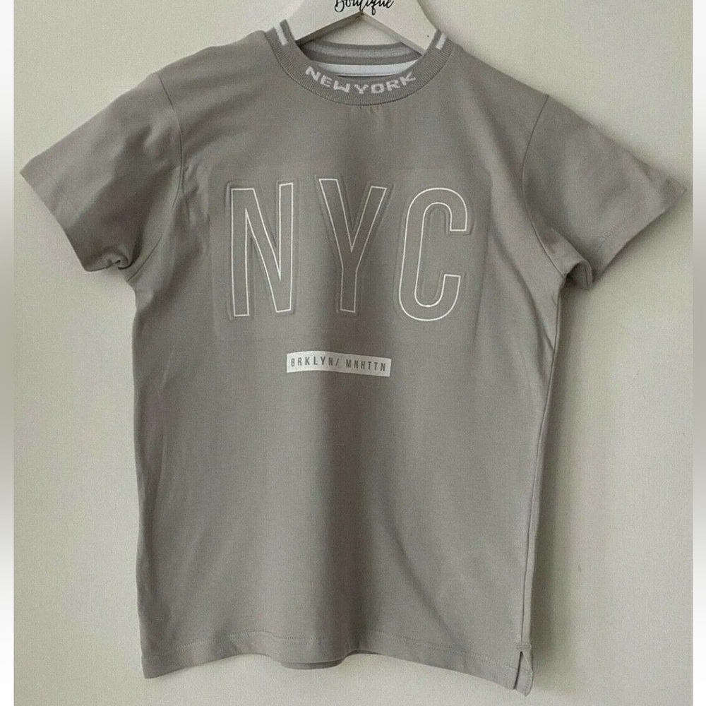 Boys Primark Grey T-Shirt NYC Logo Ages 7 8 9 10 11 12 13 14 15 Short Sleeve Tee - Picture 1 of 3